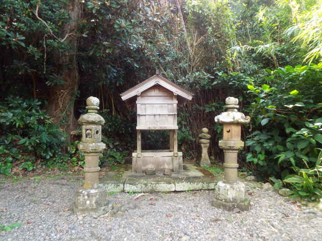明音寺の伽藍神社