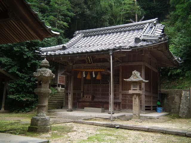 恵曇神社