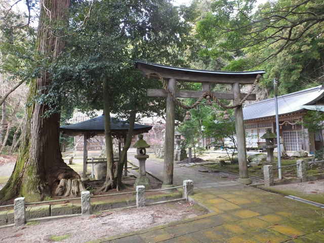 推恵神社